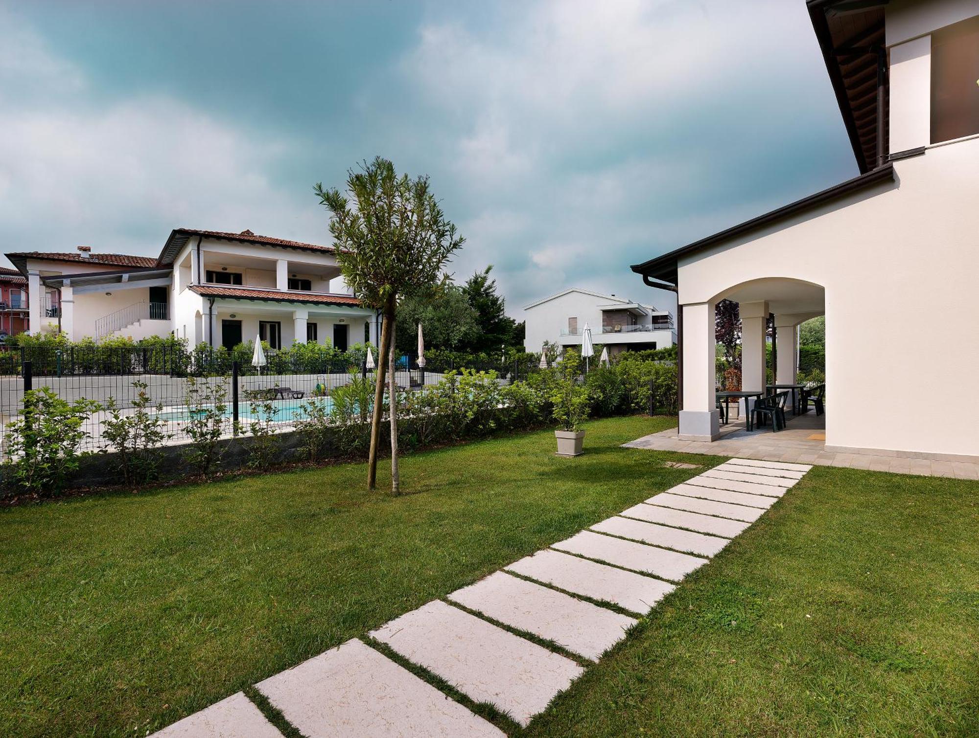 Residence Fiore Rosso 시르미오네 외부 사진