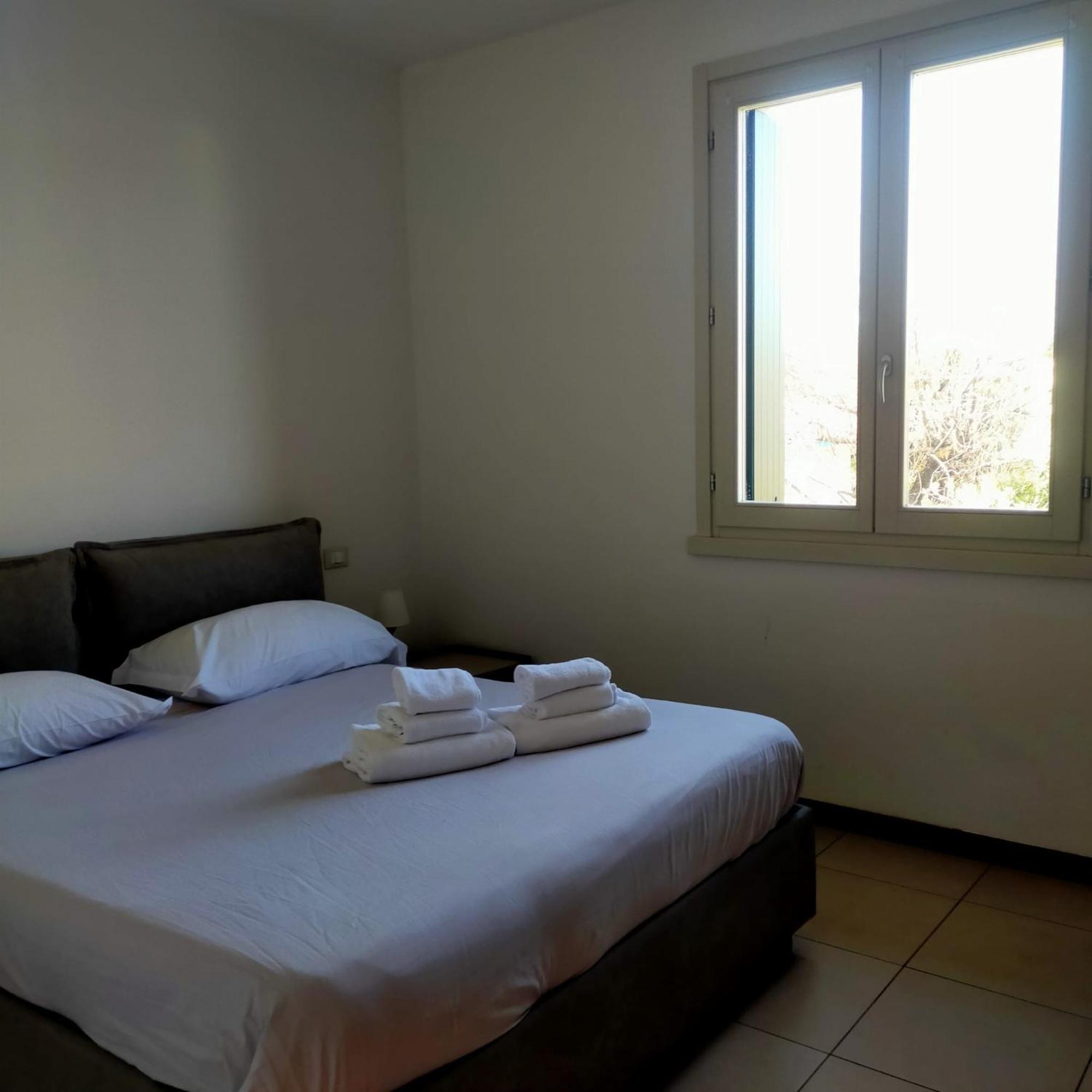 Residence Fiore Rosso 시르미오네 객실 사진
